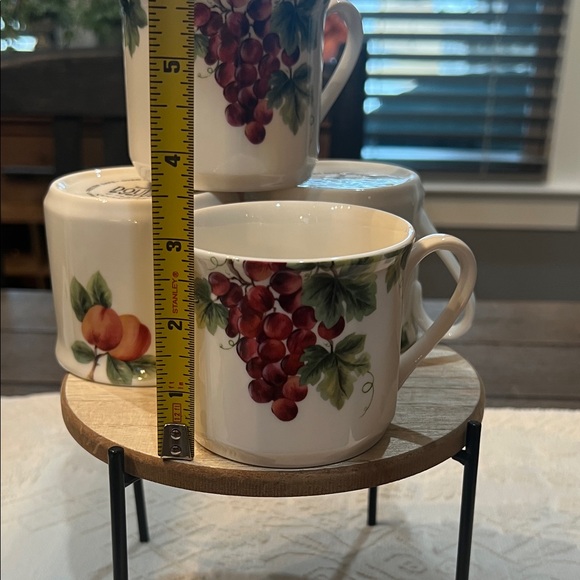 Vintage Royal Doulton “Vintage Grape” Retired Pattern Set of 4 Cups 1994-2004 - Picture 6 of 10